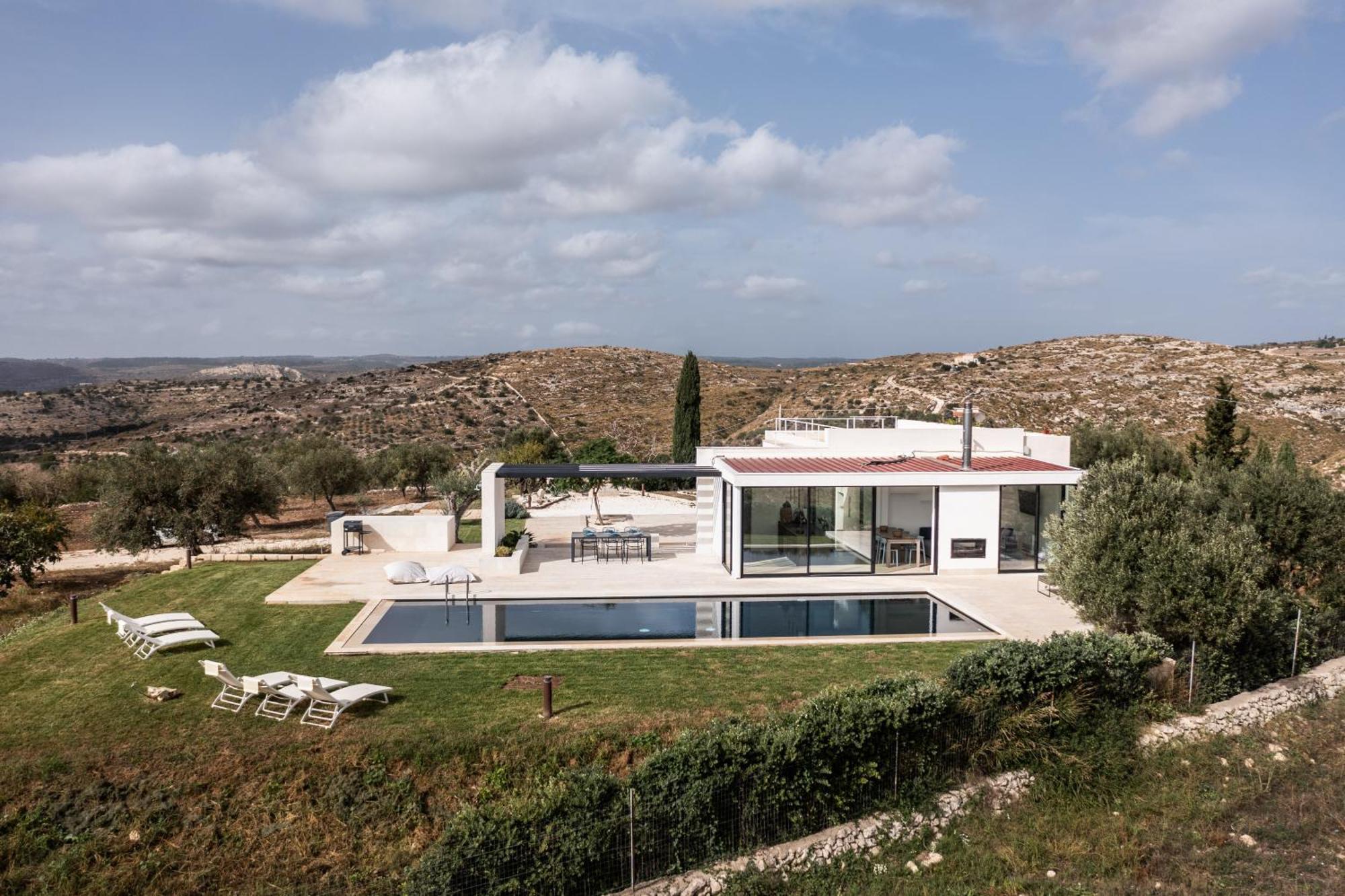 Redimeti Villa